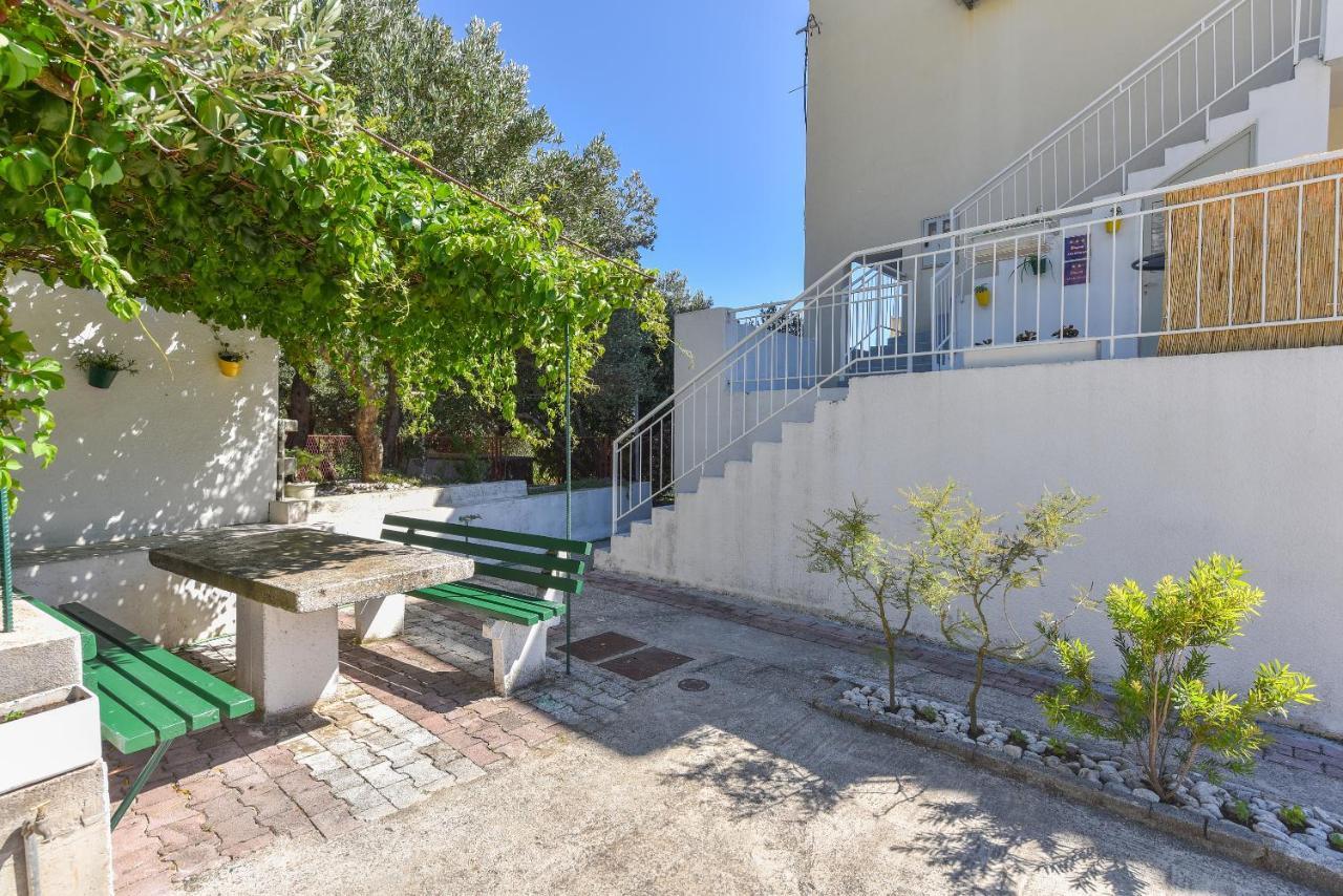 Apartments Marsela Tučepi Eksteriør billede